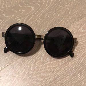 round sunglasses